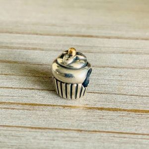 Authentic Pandora Cupcake Charm